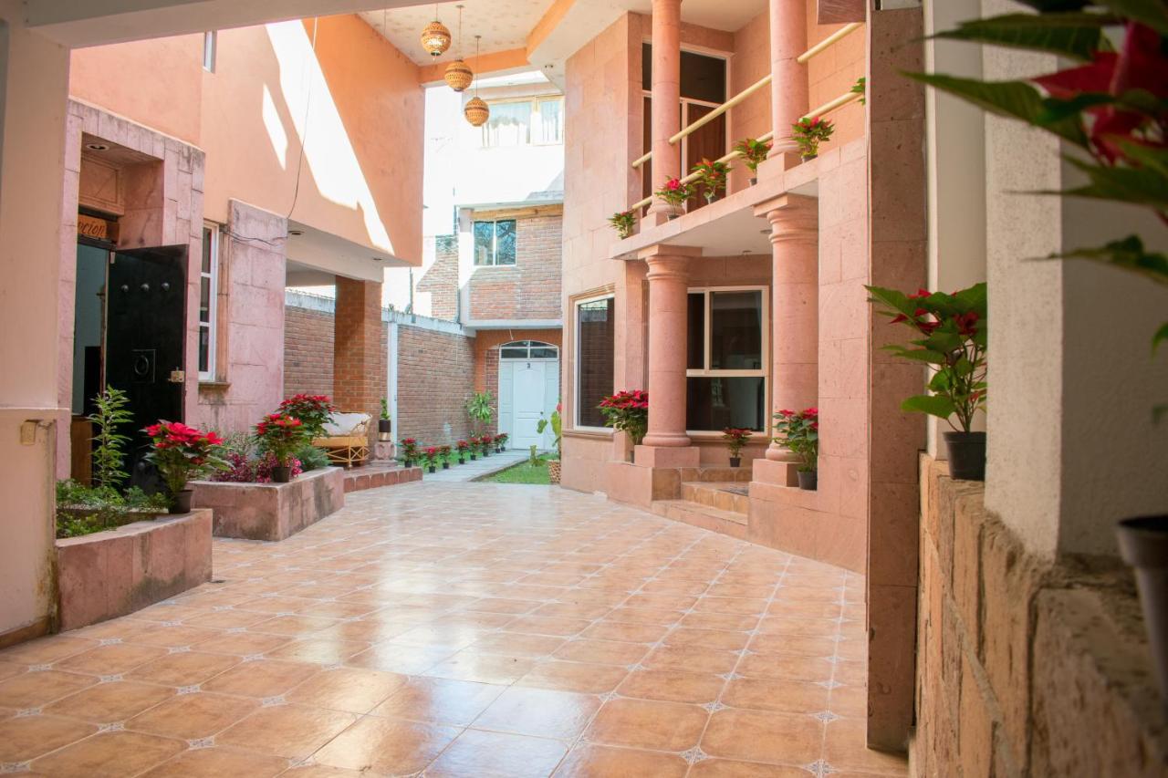 Hotel Alameda Maravatio Екстер'єр фото